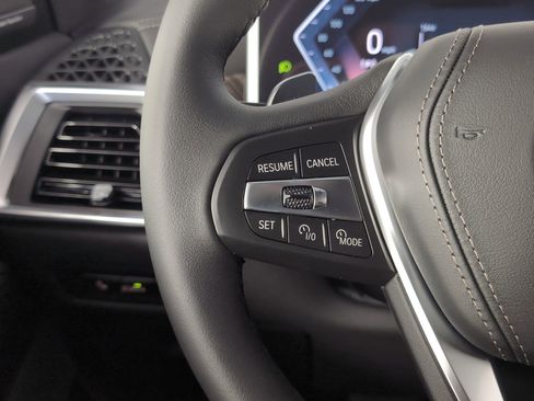 New 2026 BMW X5 sDrive40i w/ Premium Package image 14