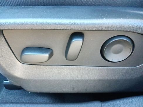 Used 2025 Buick Envision Sport Touring image 16