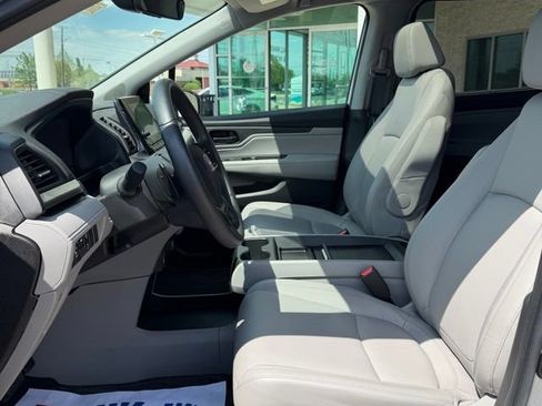 Used 2023 Honda Odyssey EX-L image 10