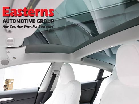 Used 2023 Tesla Model 3 Standard Range image 31