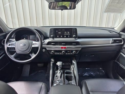Used 2020 Kia Telluride S AWD/4WD image 12