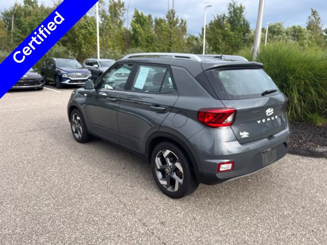 Certified 2024 Hyundai Venue SEL FWD image 5