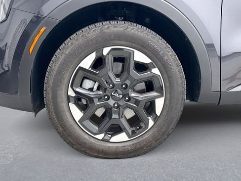 Used 2025 Kia Sorento S w/ Panoramic Sunroof Package image 12