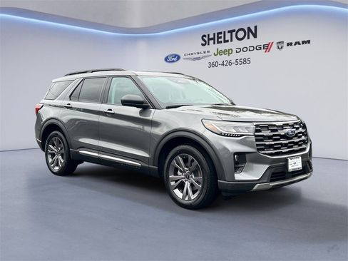 New 2025 Ford Explorer Active w/ Active Comfort Package image 7