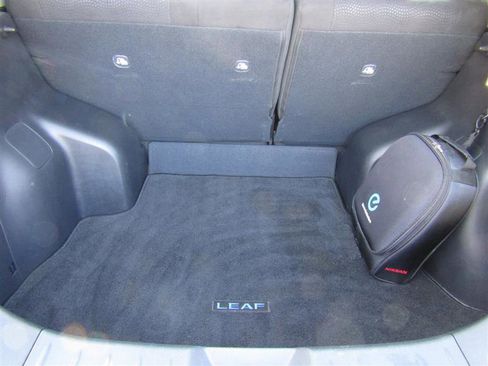 Used 2015 Nissan Leaf SV w/ LED & Quick Charge Package image 38