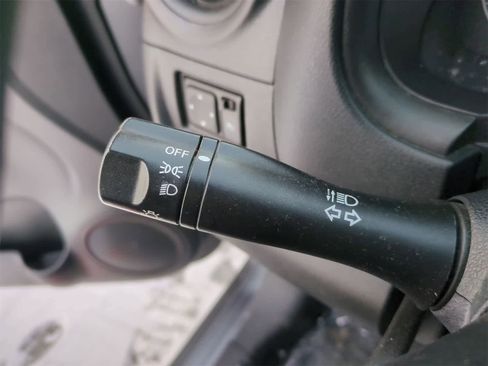 Used 2018 Nissan Versa S Plus image 25