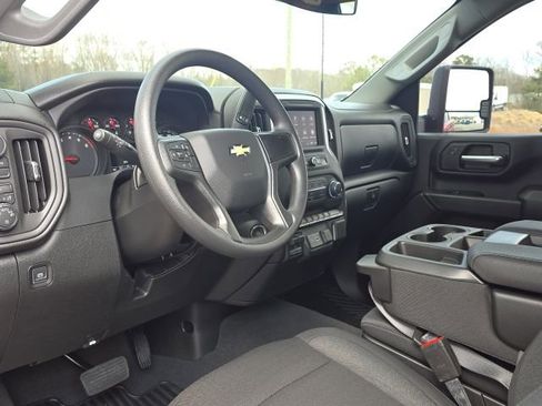 Used 2026 Chevrolet Silverado 2500 Custom w/ Custom Convenience Package image 25