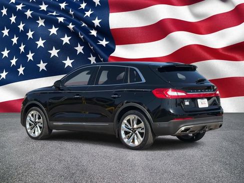 Used 2016 Lincoln MKX Reserve w/ Luxury Package FWD image 9