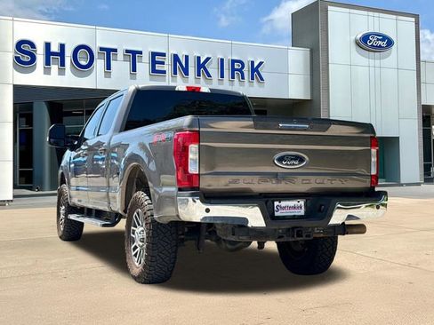 Used 2019 Ford F250 Lariat w/ Lariat Value Package AWD/4WD image 7