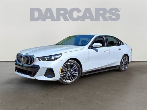 Used 2025 BMW 530i xDrive 530i xDrive image 3