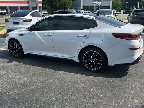 Used 2020 Kia Optima SE FWD image 5