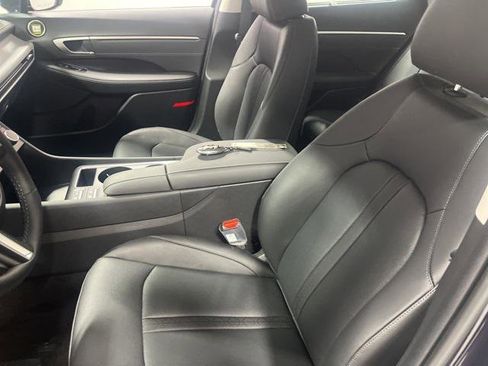 New 2025 Hyundai Sonata Limited image 8