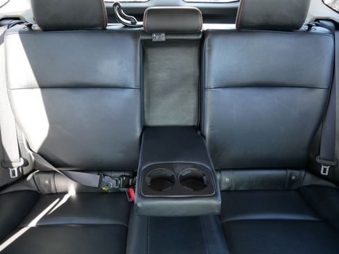 Used 2016 Subaru Crosstrek 2.0i Limited image 13