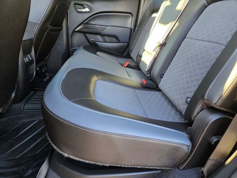 Used 2020 Chevrolet Colorado Z71 w/ Safety Package image 11