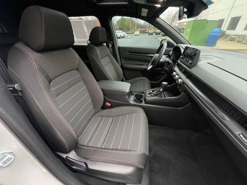Certified 2025 Honda CR-V Sport image 32