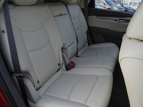 Certified 2025 Cadillac XT5 Premium Luxury FWD image 33