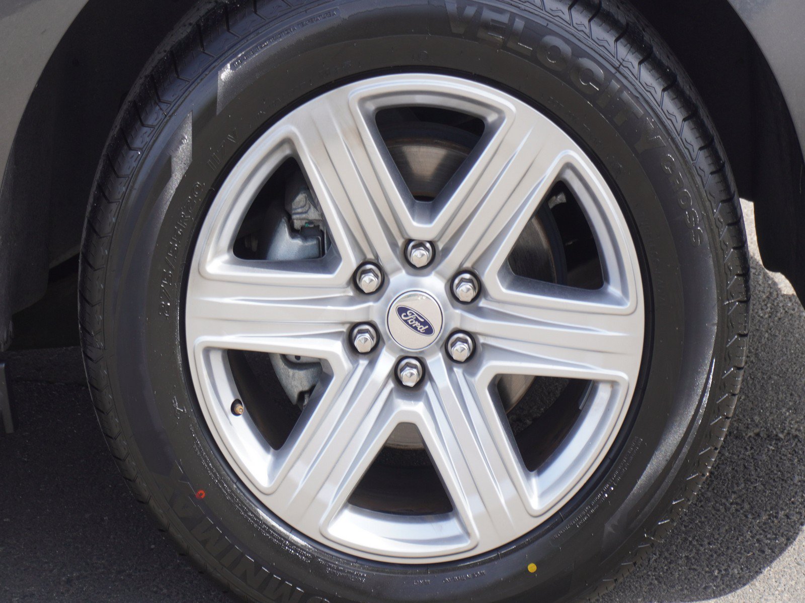 Used 2019 Ford Expedition XLT w/ Equipment Group 202A RWD image 6