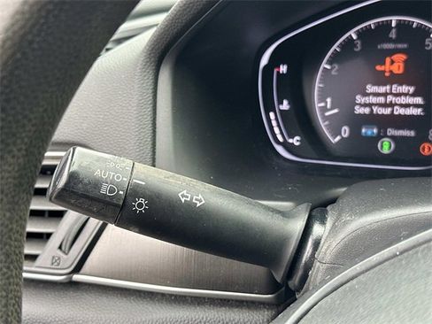 Used 2018 Honda Accord LX image 29