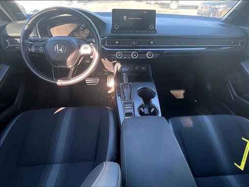 Used 2024 Honda Civic Sport image 17