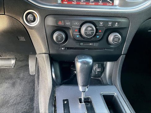 Used 2014 Dodge Charger R/T image 33