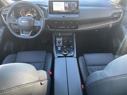 New 2026 Nissan Rogue Platinum w/ Platinum Premium Package AWD/4WD image 9