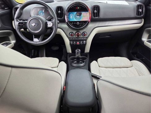 Certified 2024 MINI Cooper Countryman S FWD image 13