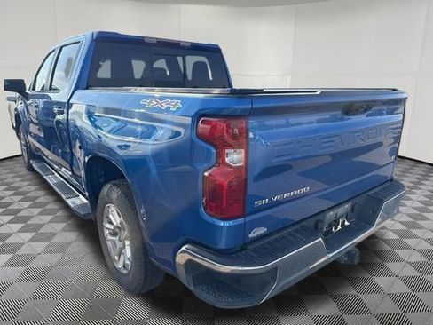 Used 2024 Chevrolet Silverado 1500 LT w/ Convenience Package II AWD/4WD image 4