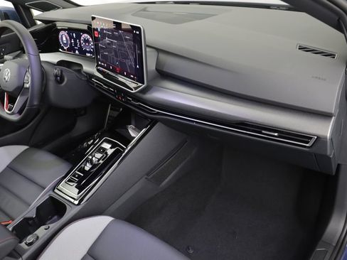 New 2026 Volkswagen GTI SE FWD image 20