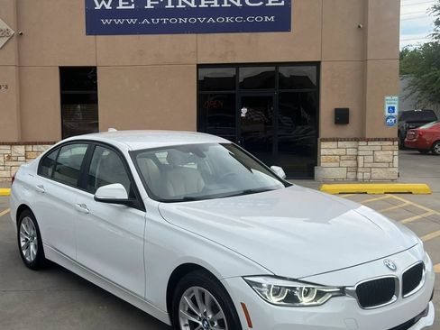 Used 2018 BMW 320i xDrive Sedan AWD/4WD image 2