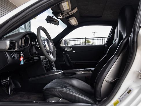 Used 2012 Porsche 911 Carrera GTS RWD image 27