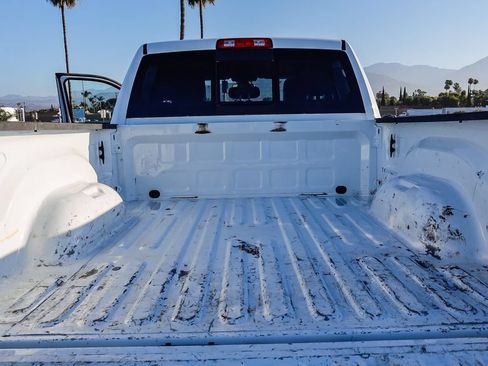 Used 2024 RAM 2500 Laramie AWD/4WD image 30