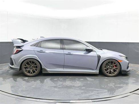 Used 2019 Honda Civic Type R image 11