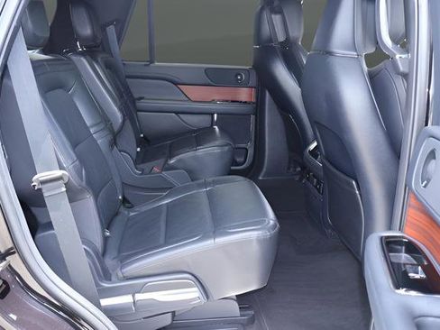 Used 2024 Lincoln Navigator Reserve AWD/4WD image 22