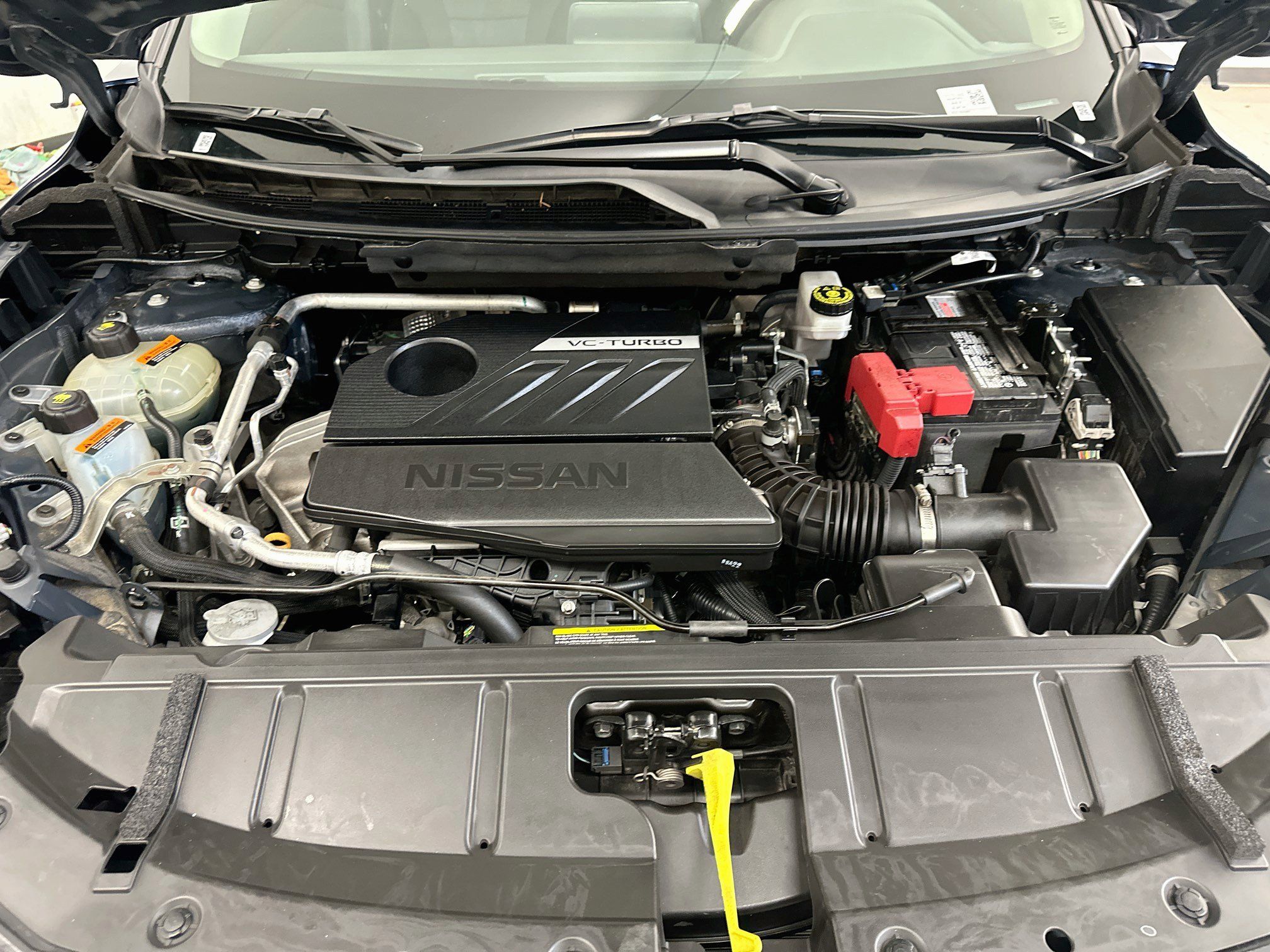 Used 2025 Nissan Rogue SV AWD/4WD image 34