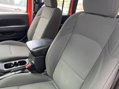 Used 2023 Jeep Wrangler Willys image 3