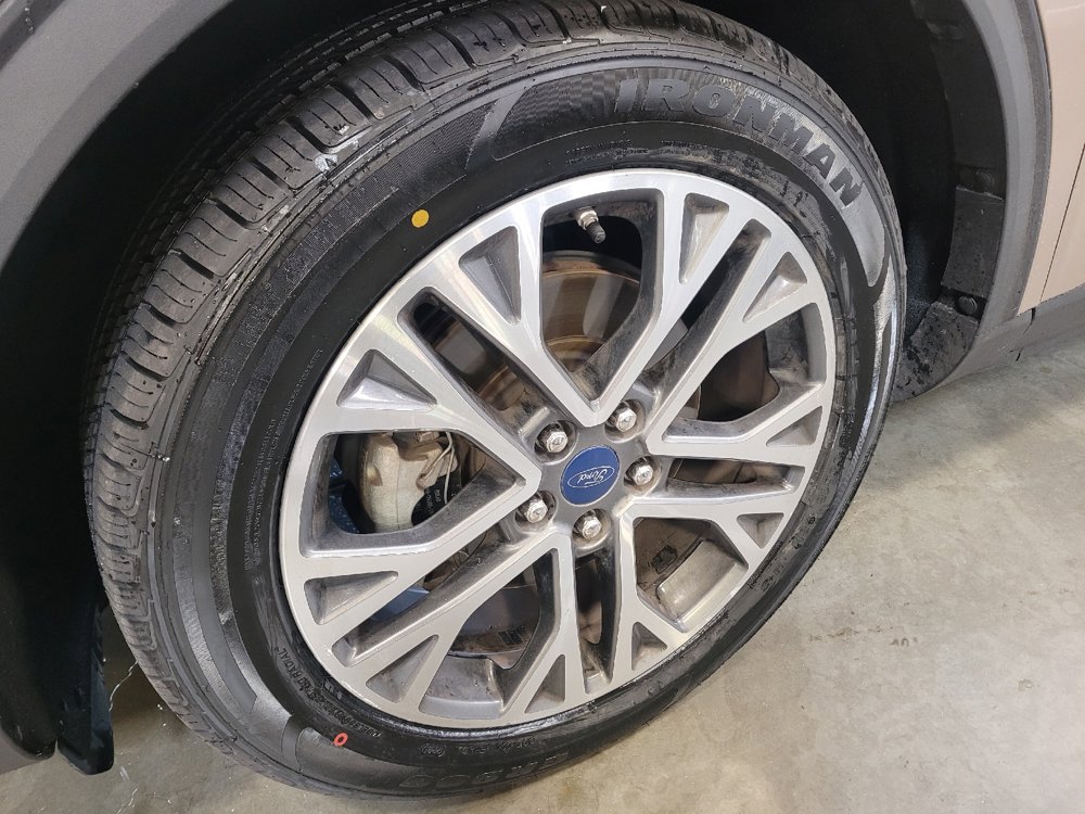 Used 2020 Ford Escape SEL FWD image 31