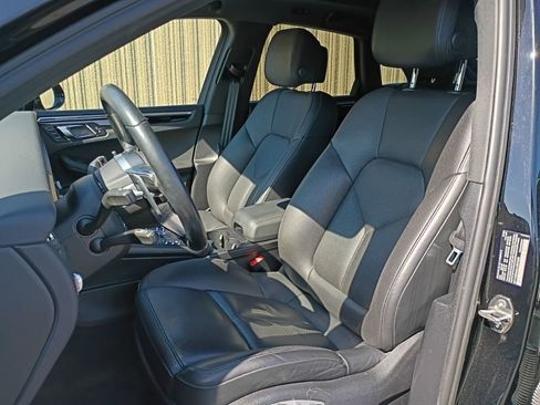 Certified 2020 Porsche Macan S AWD/4WD image 4