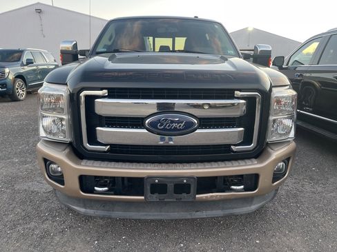 Used 2012 Ford F250 King Ranch w/ King Ranch w/Chrome Pkg image 4
