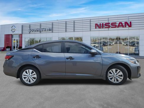 New 2025 Nissan Sentra S image 5