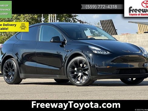 Used 2021 Tesla Model Y Long Range AWD/4WD image 1