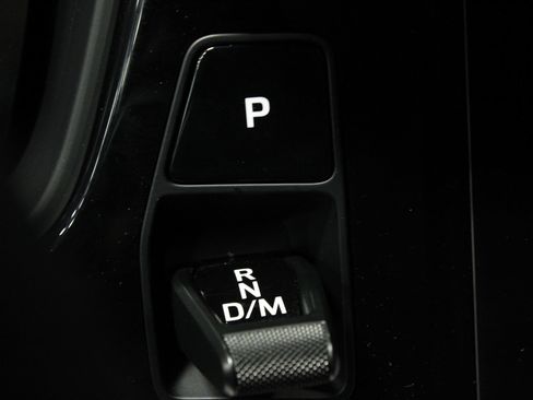Certified 2024 Porsche Cayenne S AWD/4WD image 33