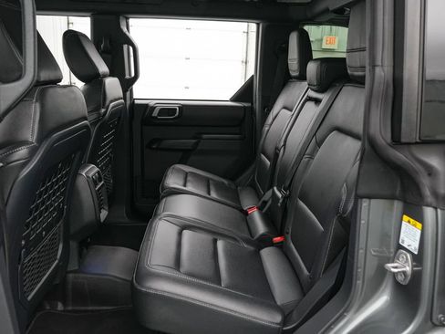 Certified 2025 Ford Bronco Badlands AWD/4WD image 24