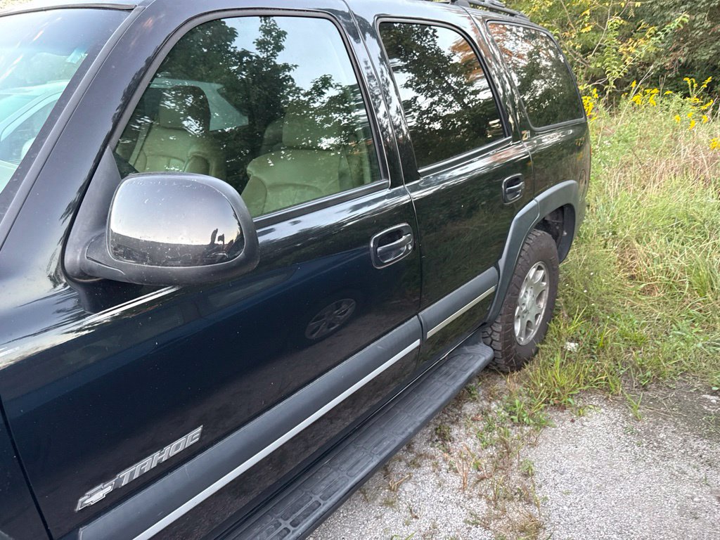 Used 2002 Chevrolet Tahoe LT AWD/4WD image 2