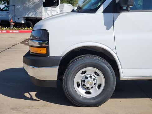 New 2025 Chevrolet Express 3500 w/ Power Convenience Package RWD image 14