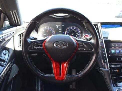 Used 2017 INFINITI Q60 Red Sport 400 RWD image 20