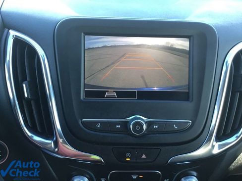 Used 2023 Chevrolet Equinox LT image 41