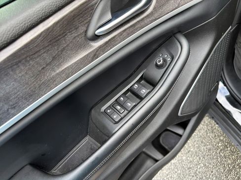 Used 2021 Jeep Grand Cherokee L Limited image 13