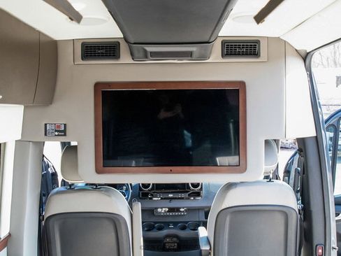 Used 2020 Mercedes-Benz Sprinter 3500 image 54