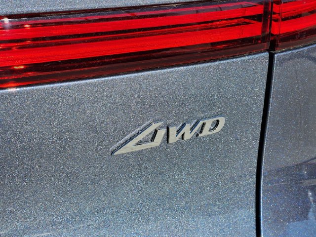 Used 2026 Genesis GV70 2.5T Advanced AWD/4WD image 8
