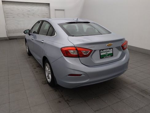 Used 2018 Chevrolet Cruze LT w/ Convenience Package FWD image 5